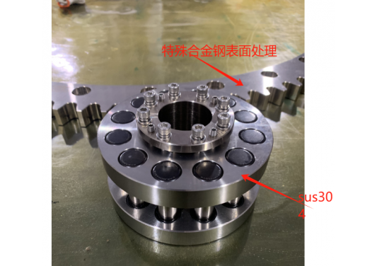 RGD齒圈齒輪是全SUS304不銹鋼材質還是其他材質？特殊合金鋼表面處理會生銹嗎？硬度多少？